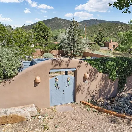 Luxury Retreat Cerro Gordo Casita